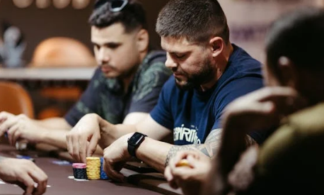 WSOP คืออะไร: คู่มือฉบับสมบูรณ์สำหรับ World Series of Poker